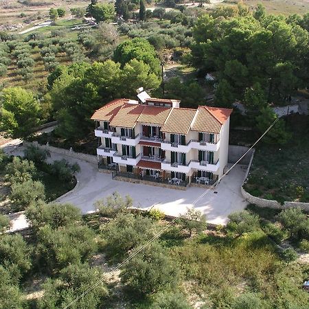 Almyros Studios & Apartments Kounopetra Bagian luar foto