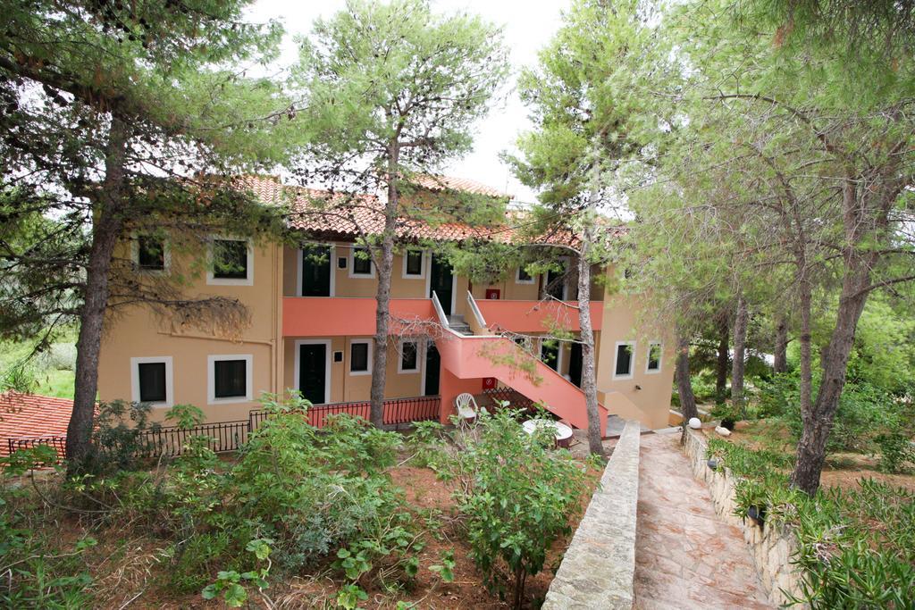 Almyros Studios & Apartments Kounopetra Bagian luar foto