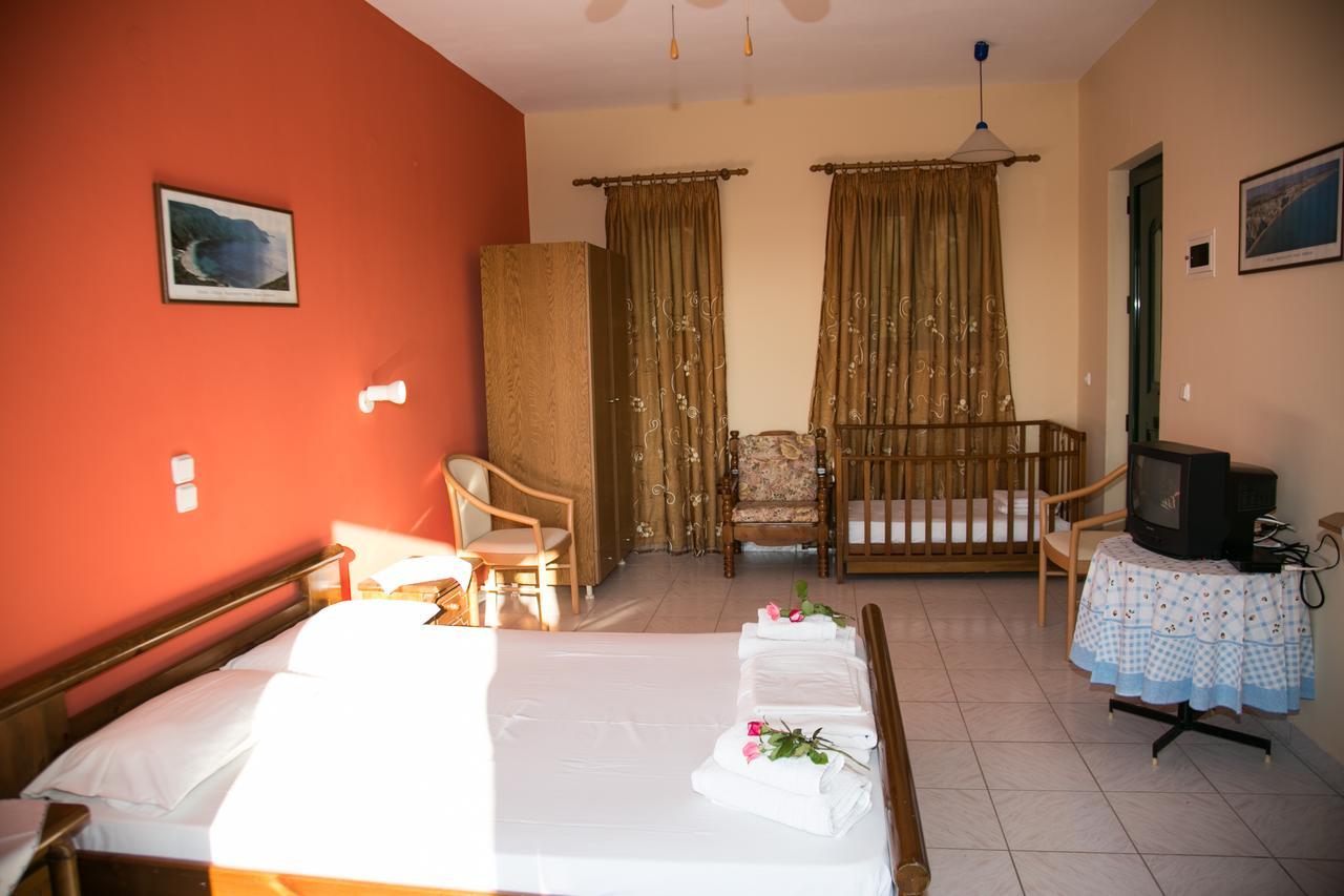 Almyros Studios & Apartments Kounopetra Bagian luar foto